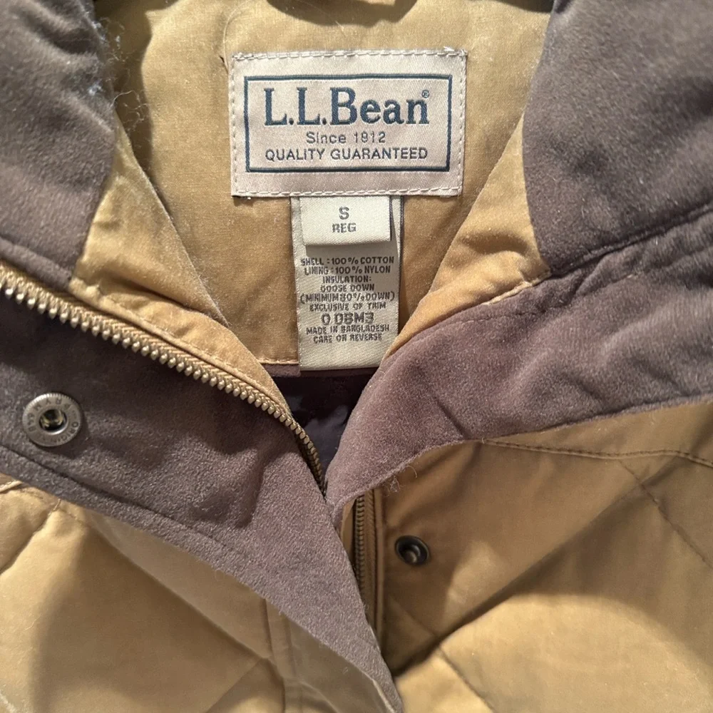L.L. Bean Golden Brown Waxed Down  Quilted Vest - Picture 2 of 11